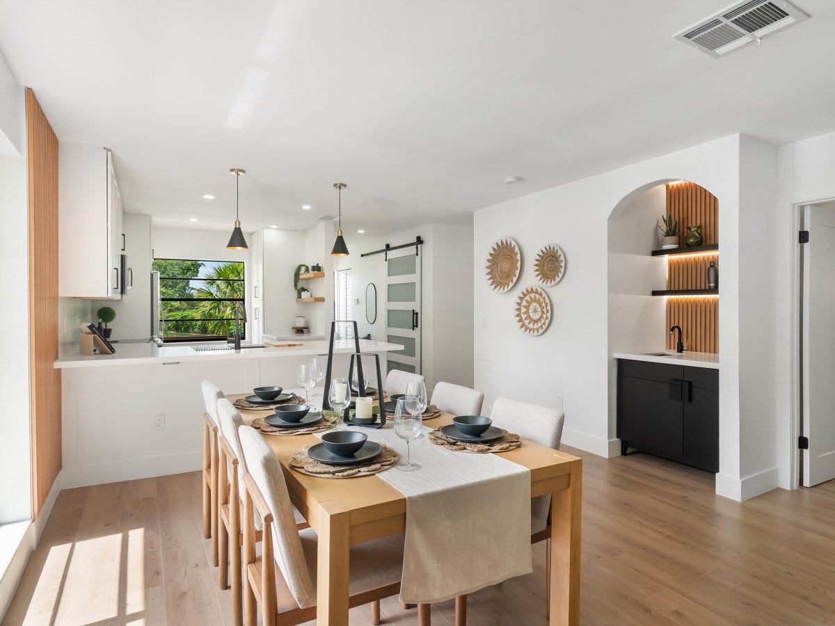 Zillow 3D tour and Floor&nbsp;Plan